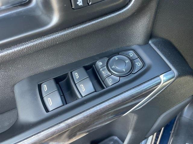 used 2022 Chevrolet Silverado 2500 car, priced at $58,380