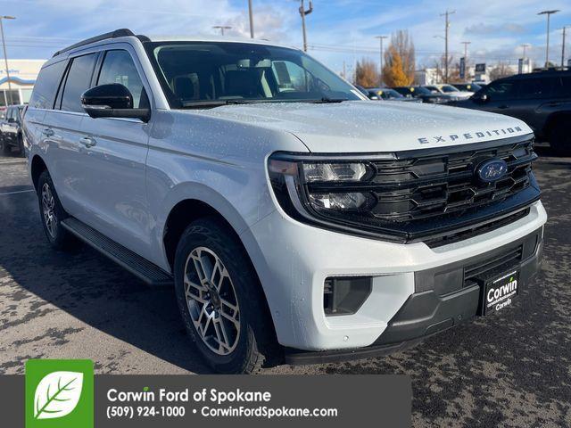 new 2025 Ford Expedition car, priced at $72,940
