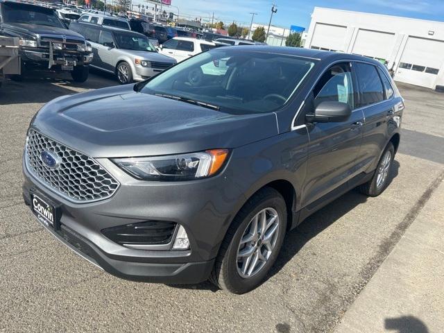 new 2024 Ford Edge car, priced at $42,062