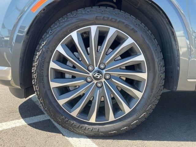 used 2024 Hyundai Palisade car, priced at $44,413