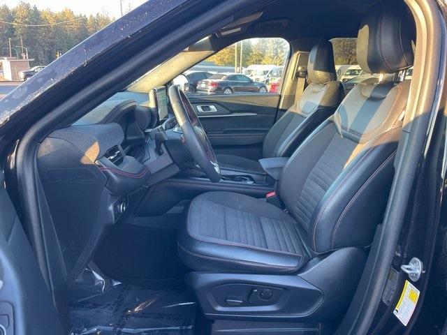 used 2025 Ford Explorer car, priced at $41,989