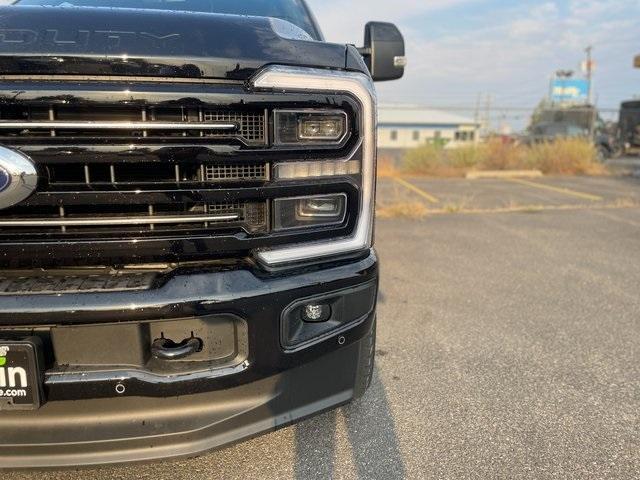 new 2025 Ford F-350 car, priced at $93,804