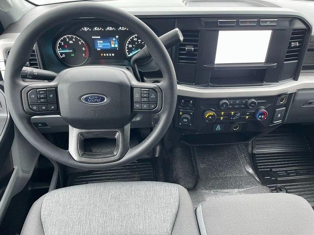 new 2024 Ford F-250 car, priced at $52,595