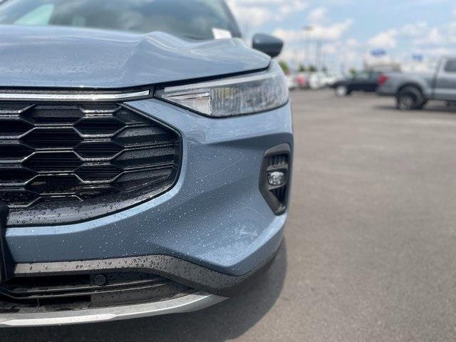 new 2025 Ford Escape car, priced at $32,080