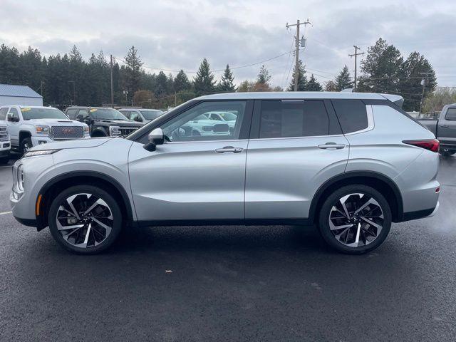 used 2024 Mitsubishi Outlander car, priced at $25,989