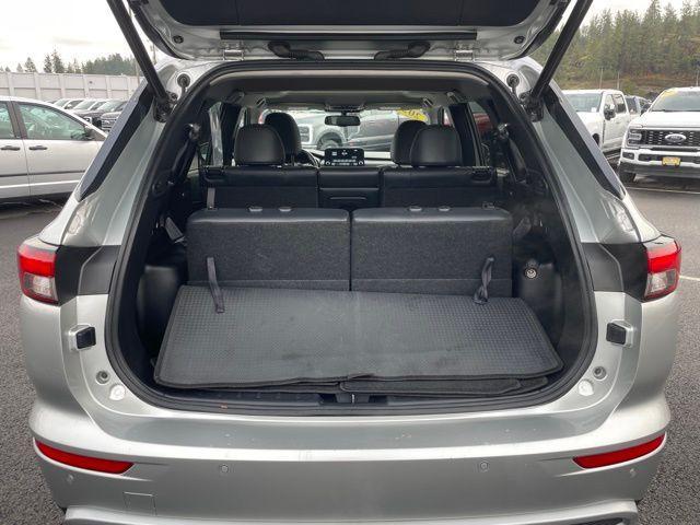 used 2024 Mitsubishi Outlander car, priced at $25,989