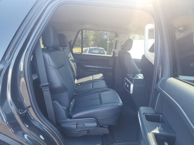 new 2024 Ford Expedition car, priced at $65,290