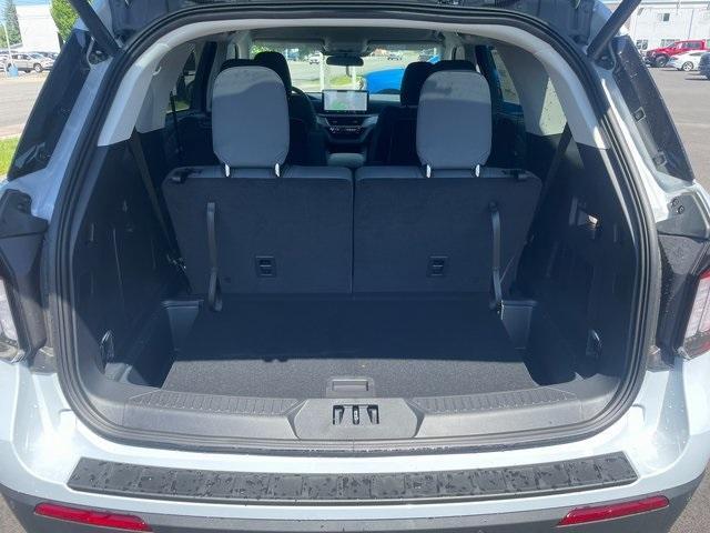 new 2025 Ford Explorer car, priced at $40,318