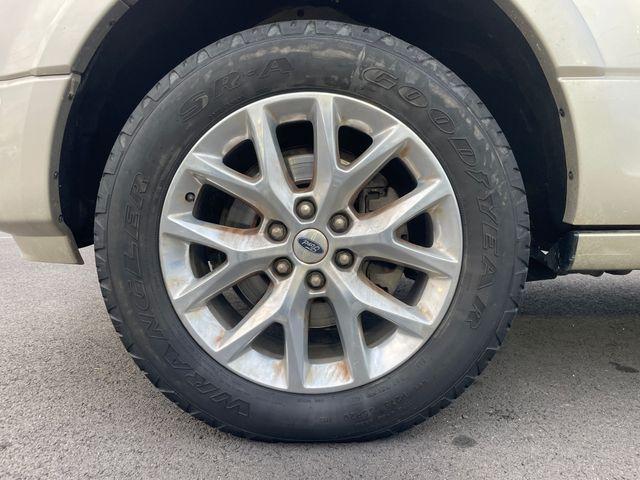 used 2017 Ford Expedition car, priced at $19,989