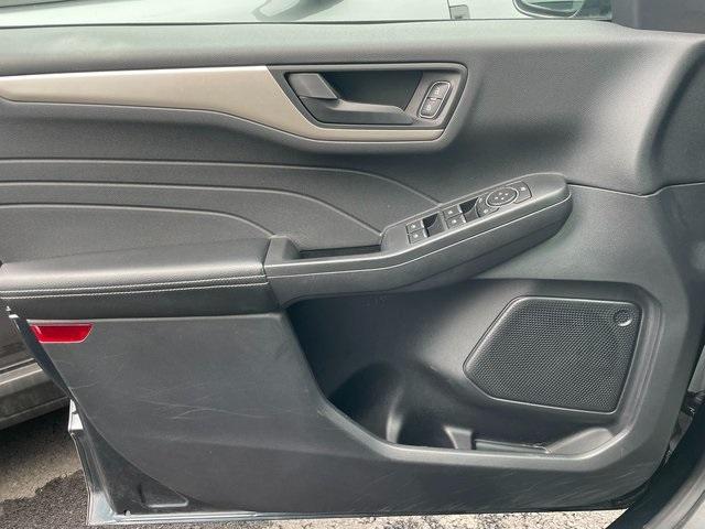 used 2022 Ford Escape car, priced at $21,638