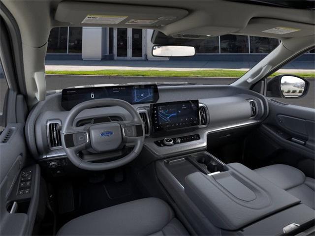 new 2025 Ford Expedition Max car, priced at $70,325