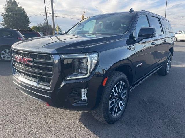 used 2023 GMC Yukon XL car, priced at $62,672