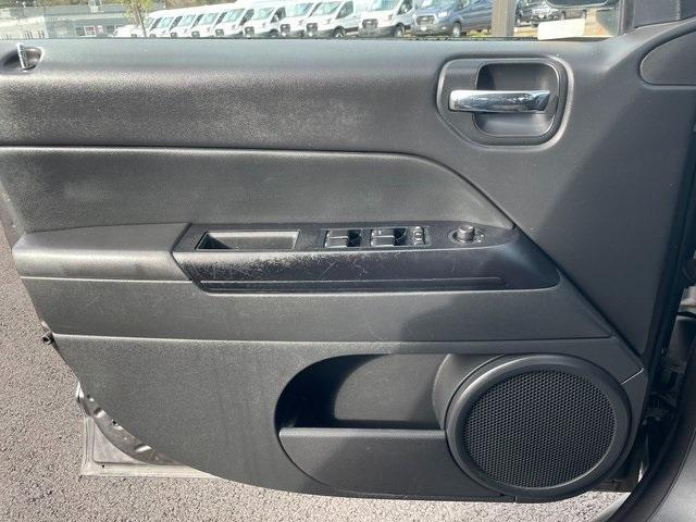 used 2015 Jeep Compass car, priced at $7,739