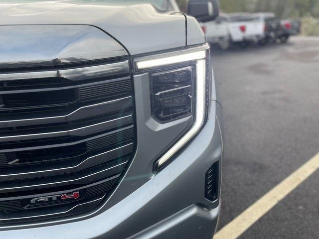 used 2023 GMC Sierra 1500 car, priced at $52,317