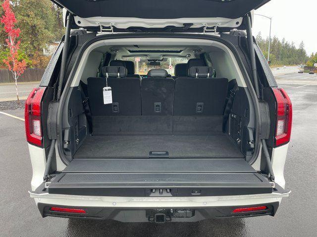 new 2025 Ford Expedition car, priced at $71,271