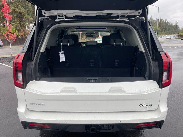 new 2025 Ford Expedition car, priced at $71,271