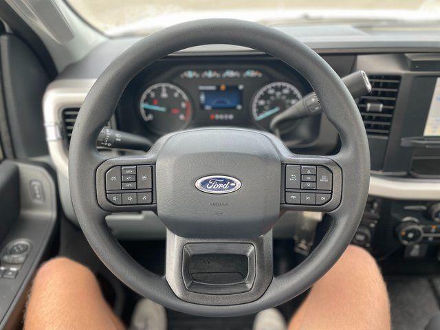 new 2025 Ford F-450 car, priced at $63,365
