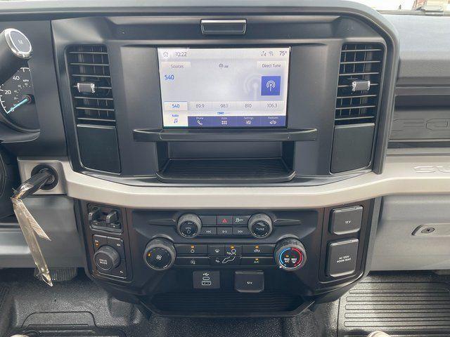 new 2025 Ford F-450 car, priced at $63,365