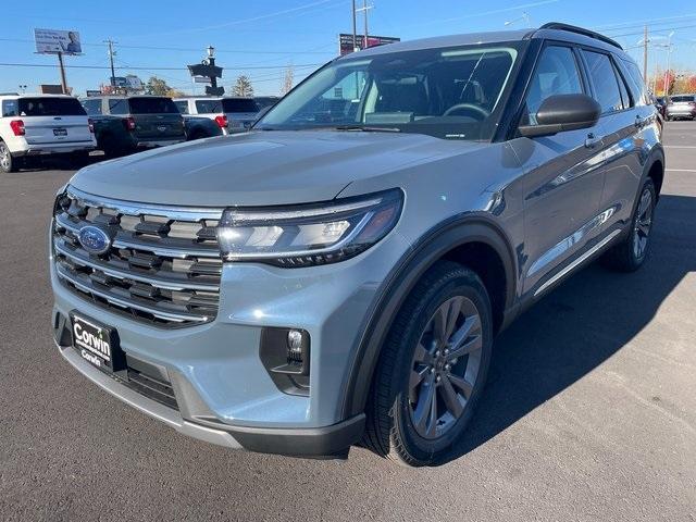 new 2025 Ford Explorer car, priced at $49,094