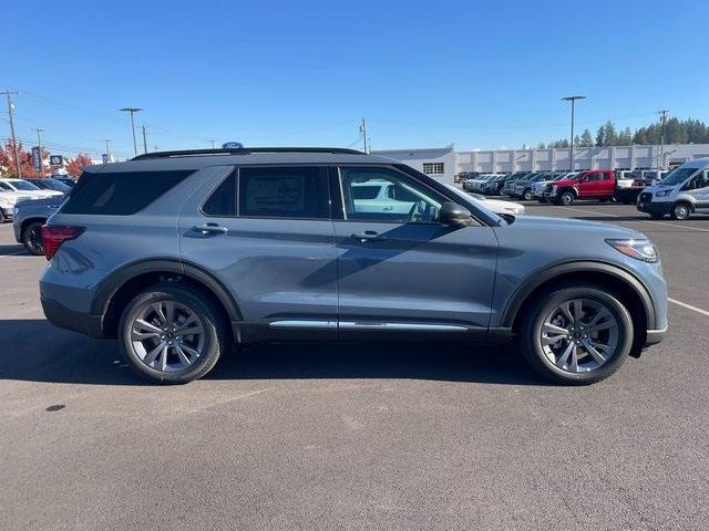 new 2025 Ford Explorer car, priced at $49,094