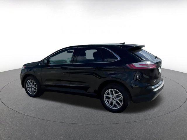 used 2024 Ford Edge car, priced at $22,821