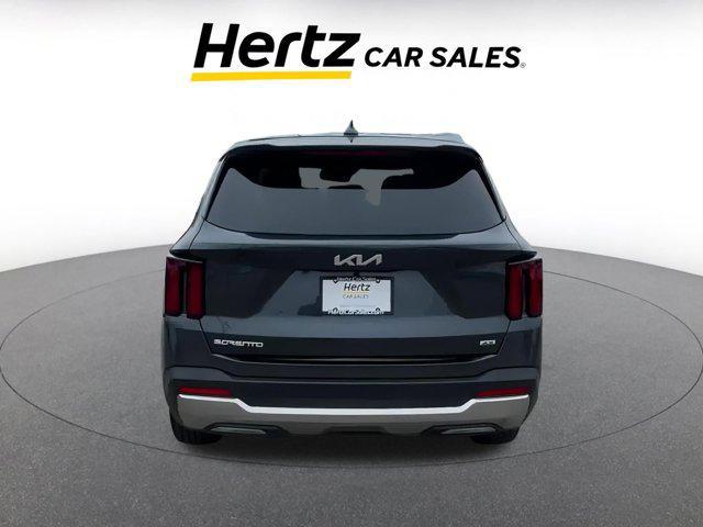 used 2024 Kia Sorento car, priced at $33,126