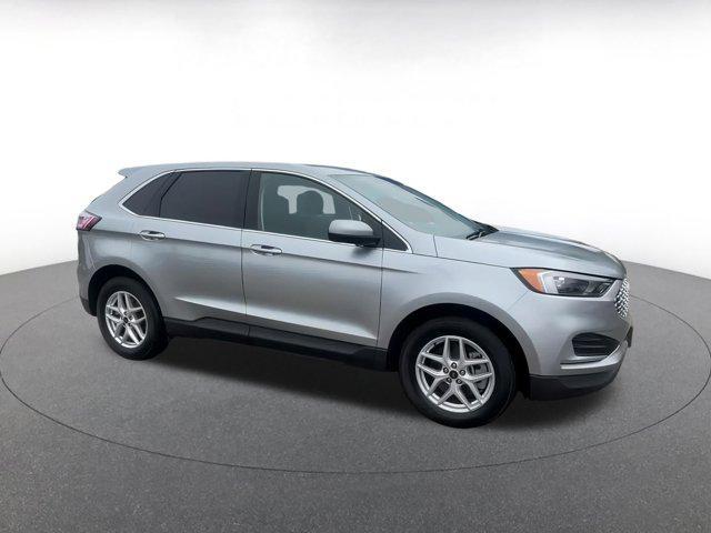 used 2024 Ford Edge car, priced at $22,644