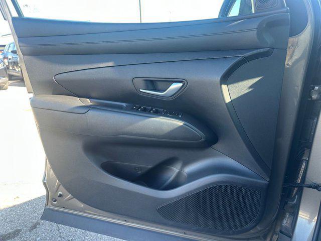 used 2025 Hyundai TUCSON Hybrid car, priced at $26,595