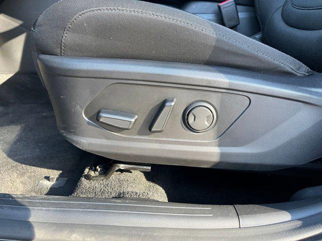 used 2025 Hyundai TUCSON Hybrid car, priced at $26,640