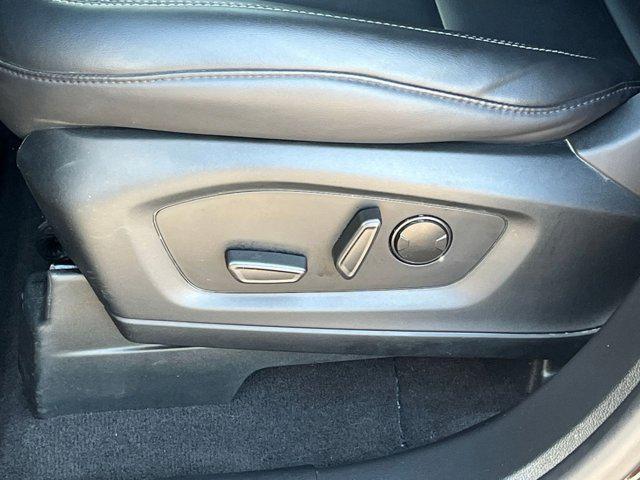 used 2024 Ford Explorer car, priced at $28,324