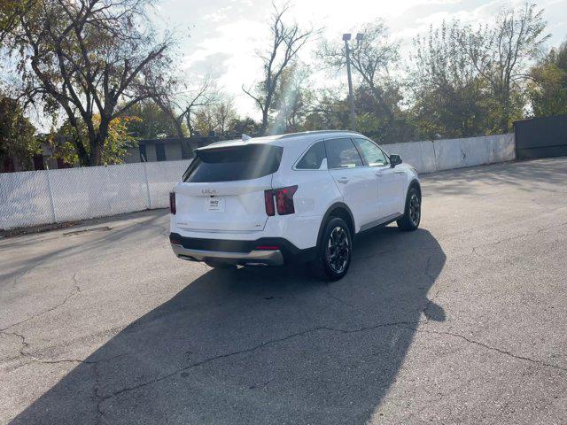 used 2024 Kia Sorento car, priced at $32,555