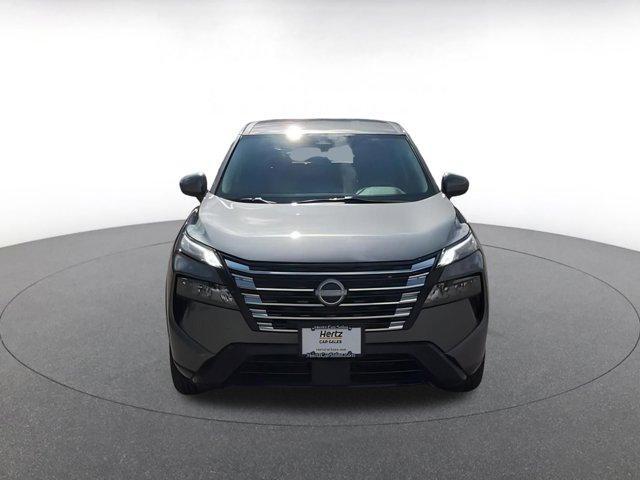 used 2024 Nissan Rogue car, priced at $24,184