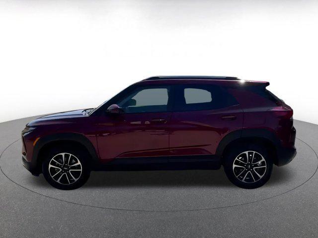 used 2025 Chevrolet TrailBlazer car, priced at $22,897