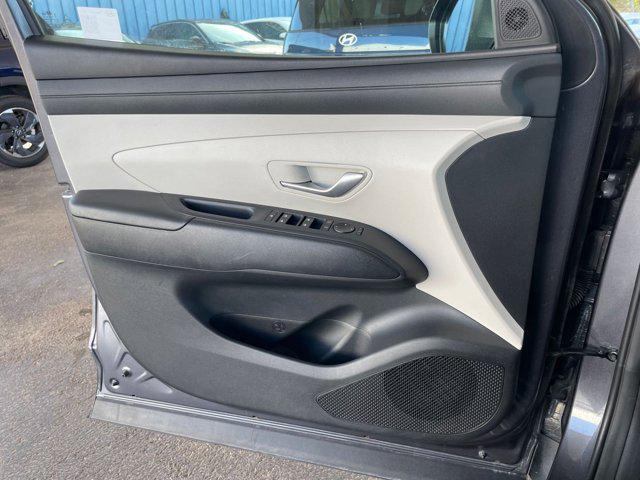 used 2025 Hyundai TUCSON Hybrid car, priced at $26,500