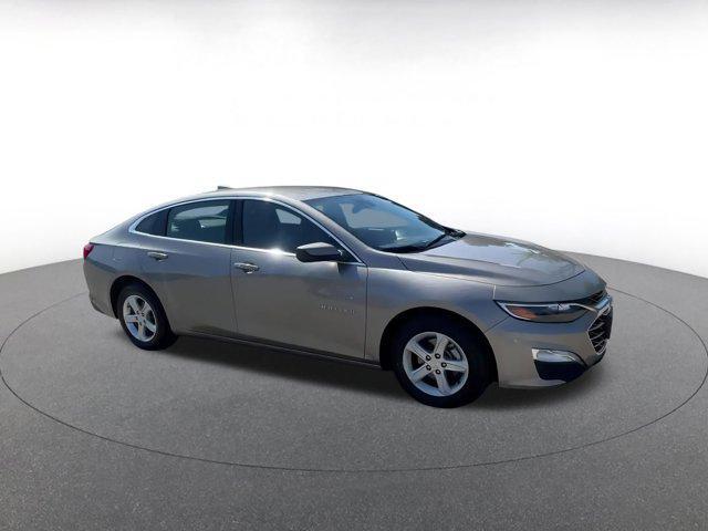 used 2024 Chevrolet Malibu car, priced at $18,621