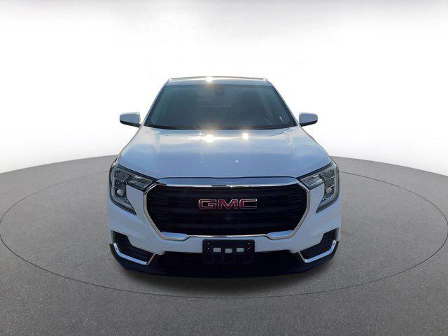 used 2024 GMC Terrain car, priced at $22,418