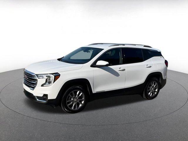 used 2024 GMC Terrain car, priced at $23,089