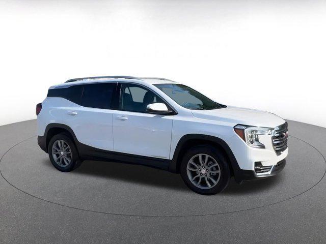 used 2024 GMC Terrain car, priced at $23,089