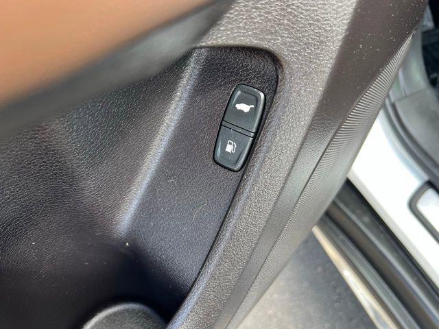 used 2018 Acura MDX car, priced at $20,200
