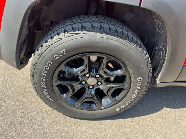 used 2019 Jeep Cherokee car, priced at $21,000