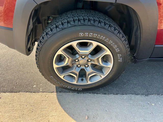 used 2020 Jeep Cherokee car, priced at $22,000