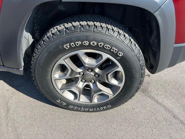 used 2020 Jeep Cherokee car, priced at $23,500