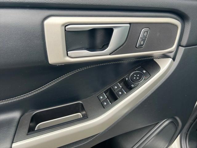 used 2020 Ford Explorer car