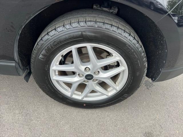 used 2024 Ford Edge car, priced at $26,300