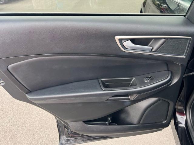 used 2024 Ford Edge car, priced at $26,300