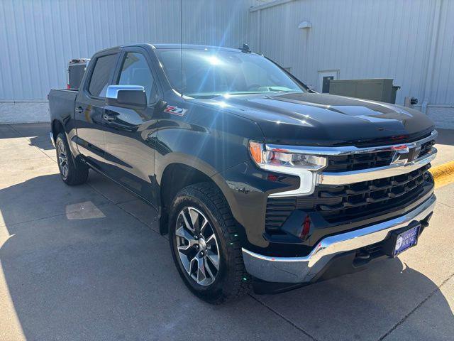 new 2025 Chevrolet Silverado 1500 car, priced at $55,557