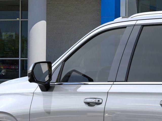 new 2025 Chevrolet Suburban car, priced at $90,125