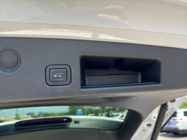 used 2023 Chevrolet Equinox car, priced at $25,500