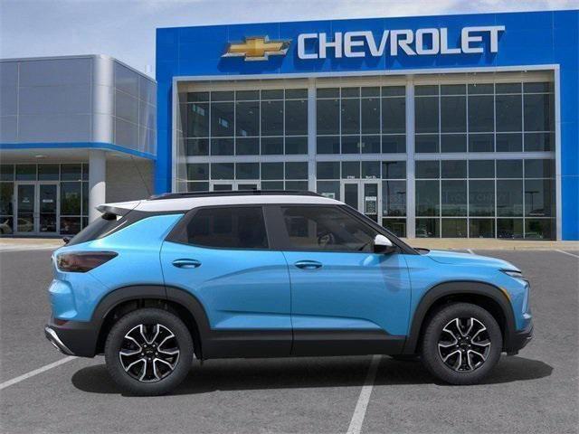 new 2025 Chevrolet TrailBlazer car, priced at $34,075