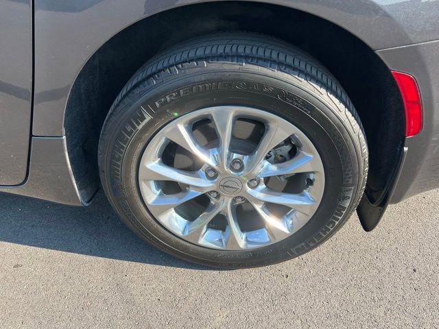 used 2021 Chrysler Pacifica car, priced at $33,750